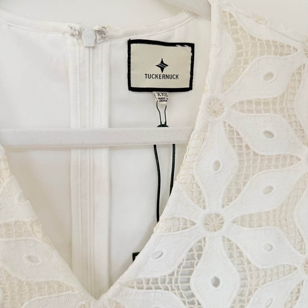 Tuckernuck White Lace Women's Dress - Picture 6 of 12